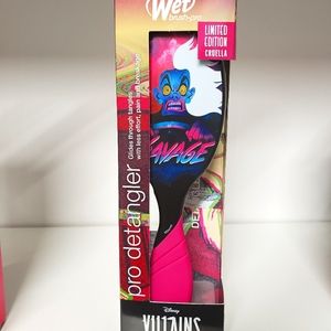 Disney limited edition Cruella Wet Brush